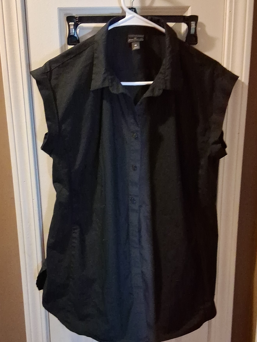 Black Sleeveless Button-Up Blouse